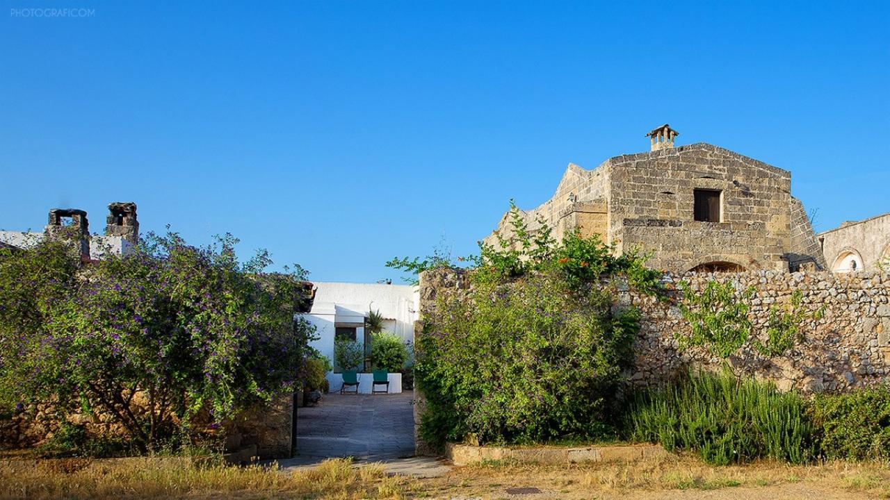 Masseria Macurano Bed & Breakfast Alessano Exterior photo